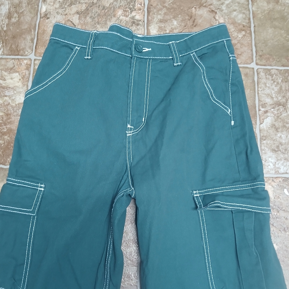 NWT H&M Divided Teal Green Wide Leg Cargo Pants with White Stitching Size 6 - Picture 2 of 5